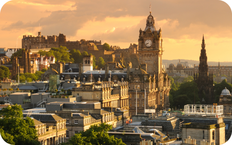 Photo de la ville d'Edimbourg en Ecosse, pour un voyage dont l'itinéraire commence dans la capitale écossaise